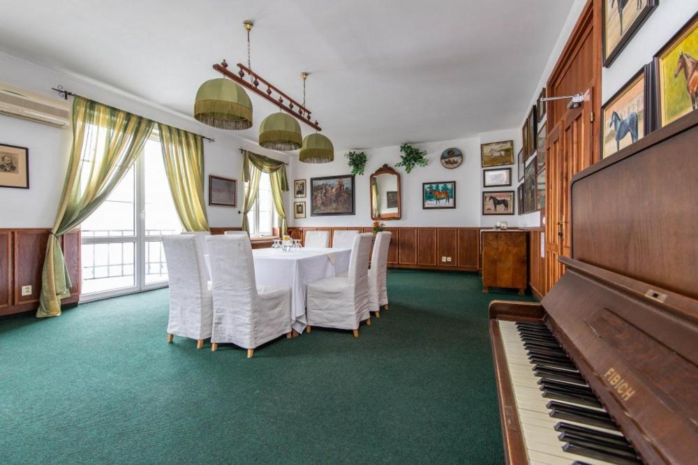 Agatka Bratislava Chorvatsky Grob